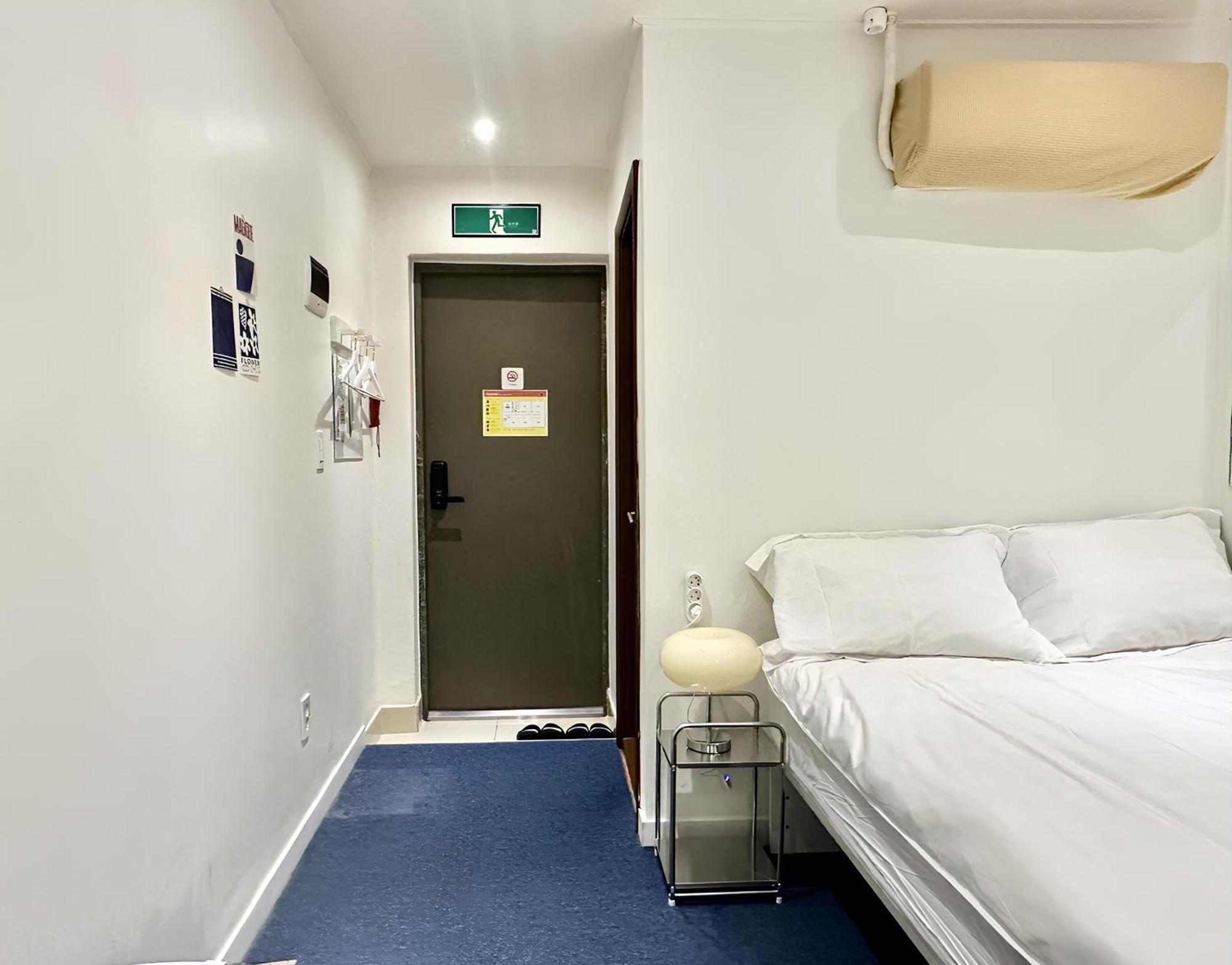 Ssh Ikseon Peter Cat Hostel โซล ภายนอก รูปภาพ