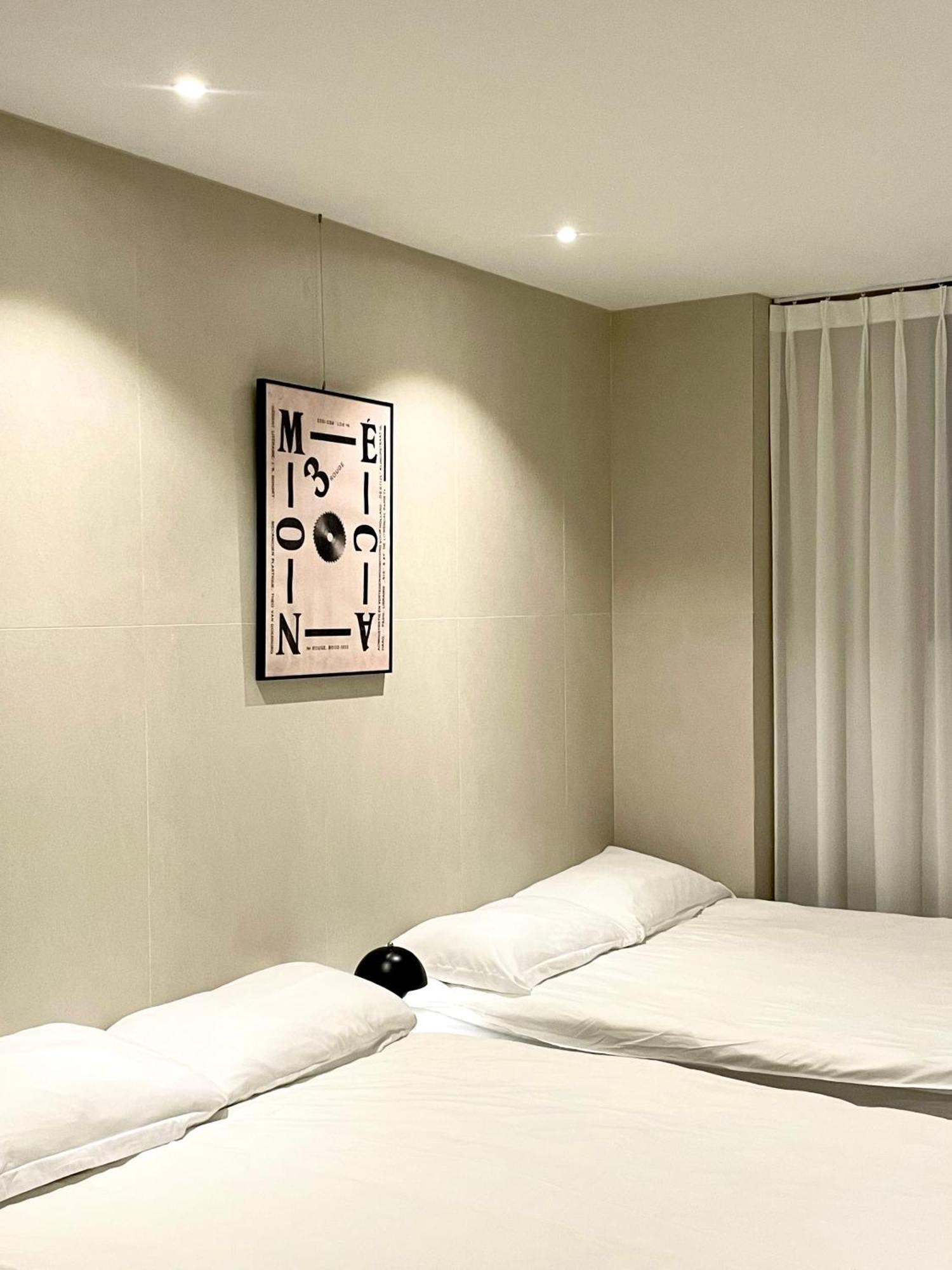 Ssh Ikseon Peter Cat Hostel โซล ภายนอก รูปภาพ